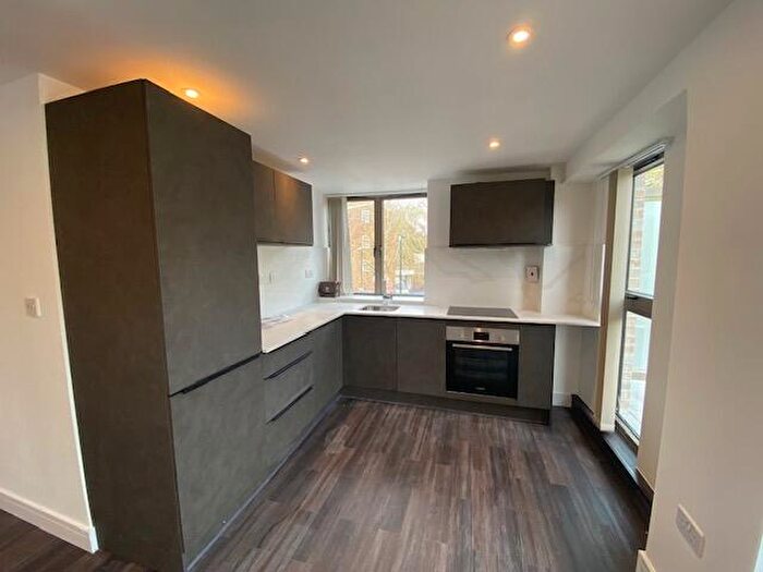 3 Bedroom Flat To Rent In Clearwater Way, Cardiff, CF23