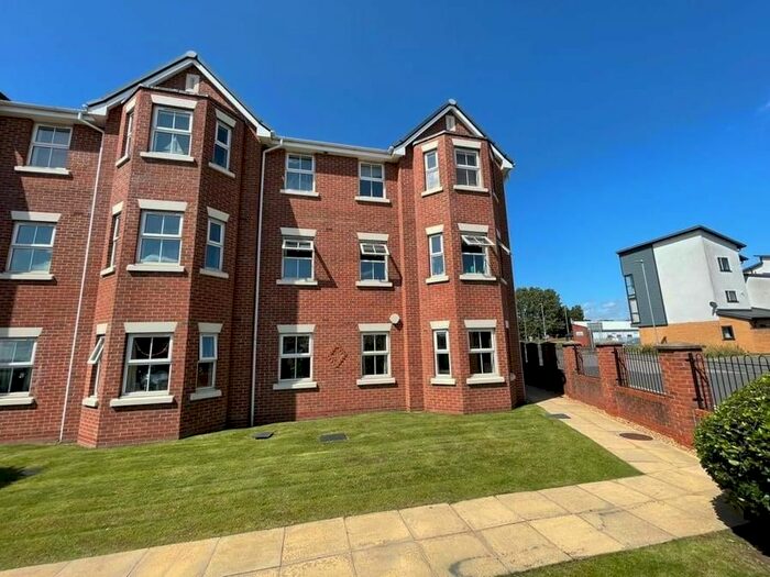 2 Bedroom Flat To Rent In Humbert Road, Etruria, Stoke-On-Trent, ST1