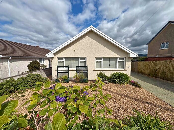 3 Bedroom Detached Bungalow For Sale In Heol Maendy, North Cornelly, Bridgend, CF33