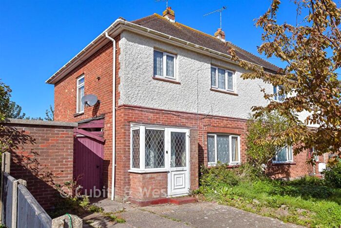 3 Bedroom Semi-Detached House For Sale In Bell Davies Road, Littlehampton, West Sussex, BN17