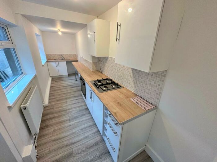 2 Bedroom Terraced House To Rent In West Street, CW1