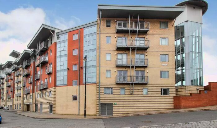 2 Bedroom Flat To Rent In River View, Low Street, Sunderland, SR1