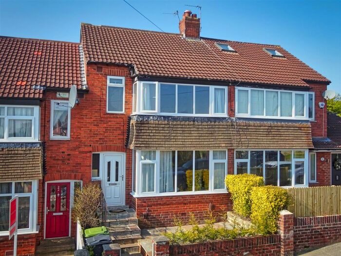 3 Bedroom Property To Rent In Charles Street, Horsforth, Leeds, LS18