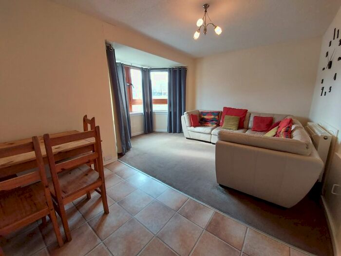 2 Bedroom Flat To Rent In Lang Stracht, Lang Stracht, Aberdeen, AB15