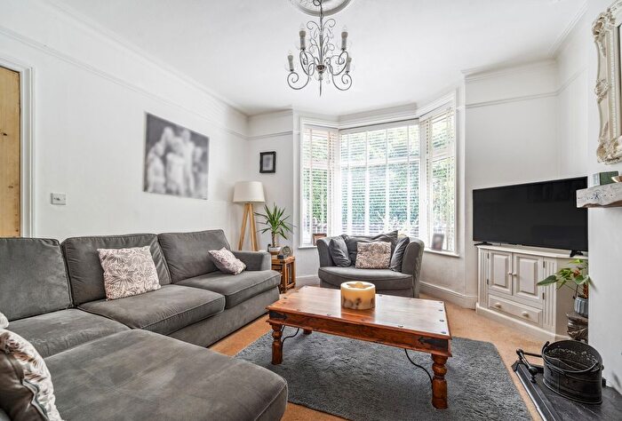 4 Bedroom Semi-detached House For Sale In Langton Road, Langton Green, Tunbridge Wells, Kent, TN3