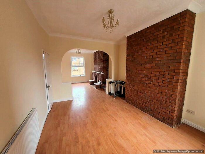 3 Bedroom Terraced House To Rent In West St, Crewe, CW1