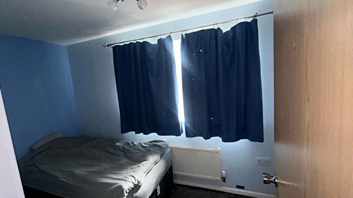 3 Bedroom House To Rent In Keswick Street, Rochdale, OL11