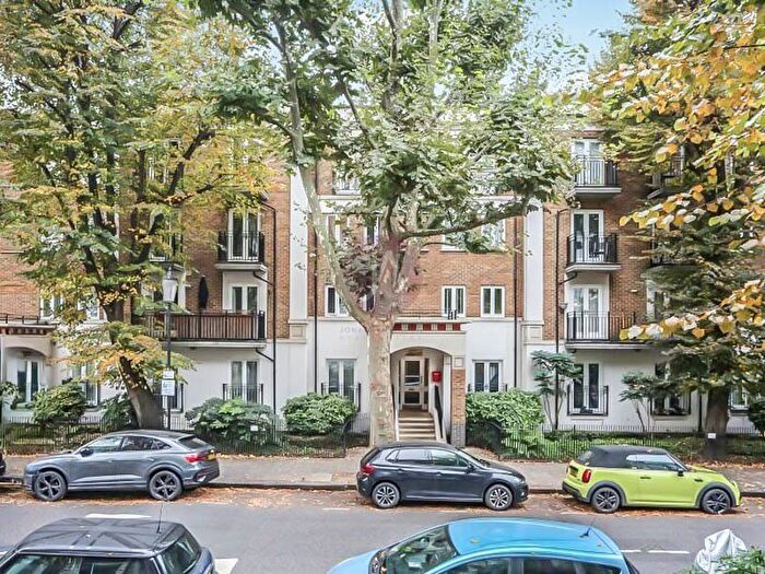 2 Bedroom Flat To Rent In Rushmore House, , Russell Road, Kensington, London, W14
