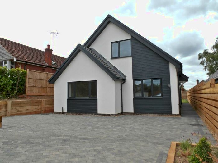 3 Bedroom Detached House To Rent In Thomas Avenue, Radcliffe-On-Trent, NG12
