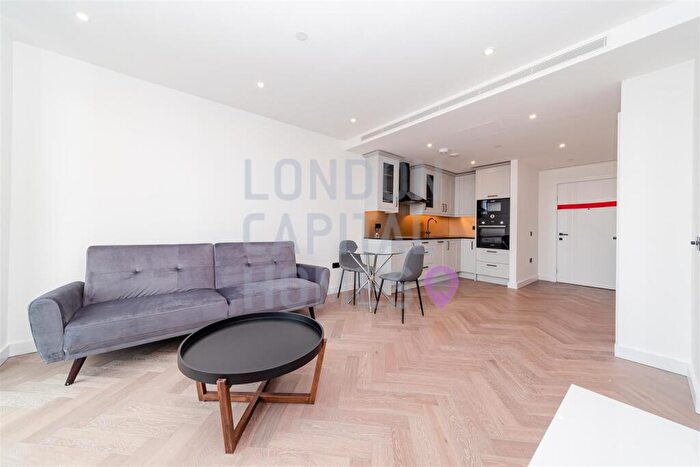 Apartment To Rent In Merino Gardens, London, E1W
