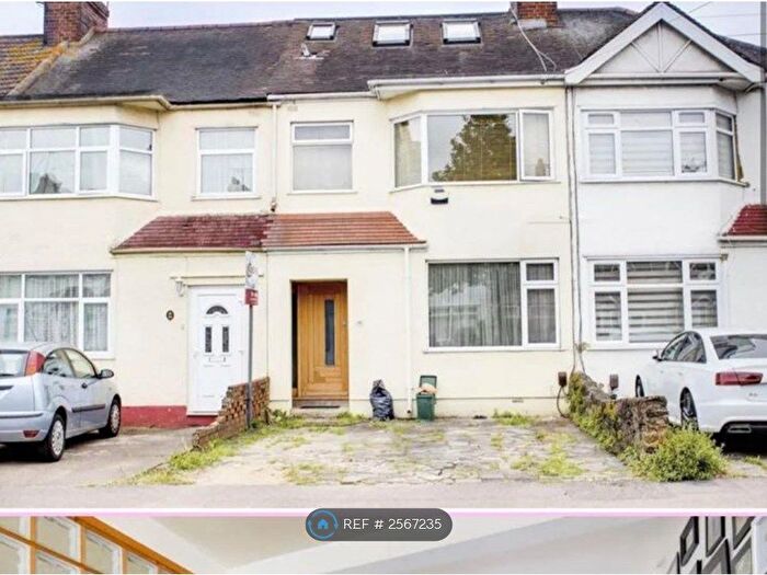 4 Bedroom Terraced House To Rent In Enfield, Enfield, EN3