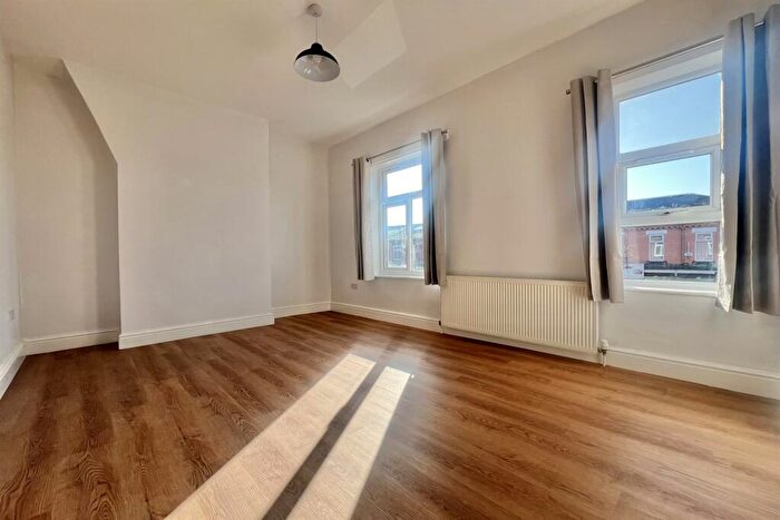 4 Bedroom Terraced House To Rent In Great Western Street, Manchester, M14