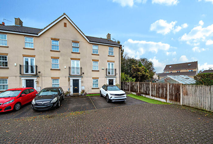 4 Bedroom End Of Terrace House For Sale In Britannia Close, Winterbourne, Bristol, Gloucestershire, BS36