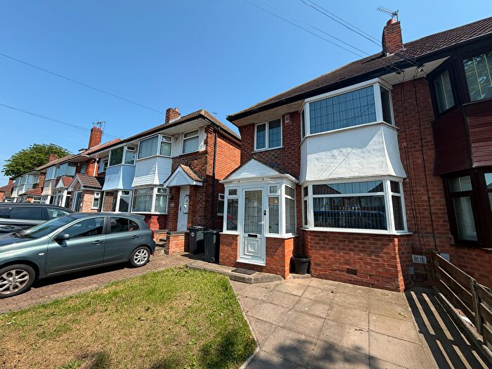 3 Bedroom Property To Rent In Gilbertstone Avenue, Birmingham, B26
