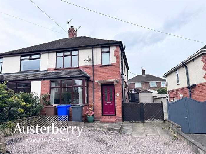 3 Bedroom Semi-Detached House For Sale In Little Cliffe Road, Stoke-On-Trent, ST3