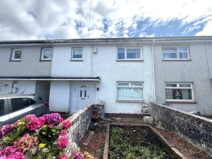 2 Bedroom Terraced House For Sale In Vernon Drive, Linwood, Paisley, Renfrewshire, PA3