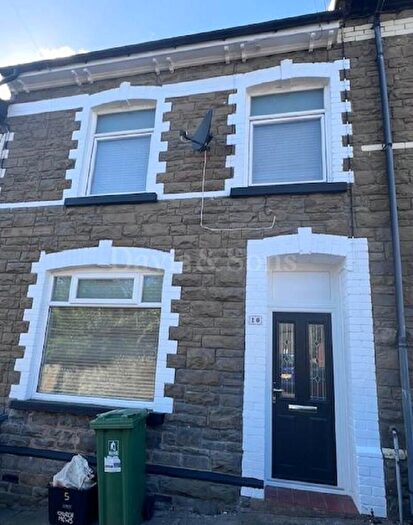 3 Bedroom Terraced House To Rent In John Street, Pontypool, Monmouthshire., NP4