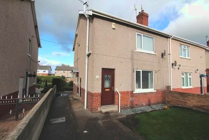 3 Bedroom Semi-Detached House To Rent In Eastfield Road, Knottingley, WF11