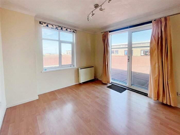 1 Bedroom Penthouse To Rent In Orsett Road, Grays, RM17