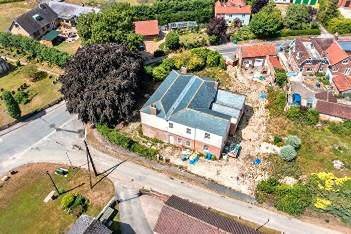 6 Bedroom Detached House For Sale In Burnby, York, YO42