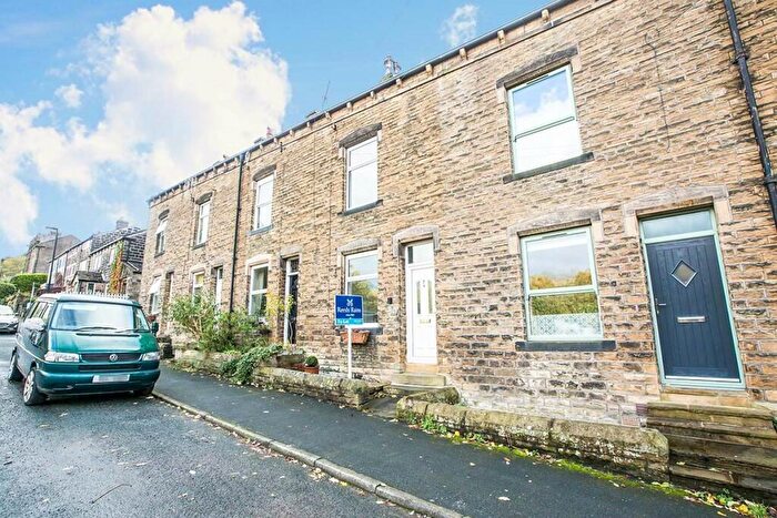 3 Bedroom House To Rent In Oxford Terrace, Hebden Bridge, West Yorkshire, HX7