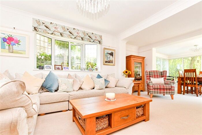 4 Bedroom Detached House For Sale In Highlands Avenue, Ridgewood, Uckfield, East Sussex, TN22