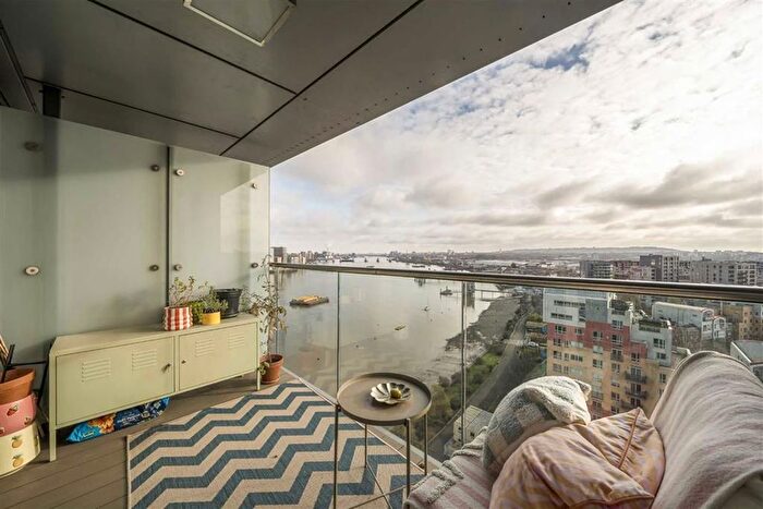 1 Bedroom Flat For Sale In Bessemer Place, London, SE10