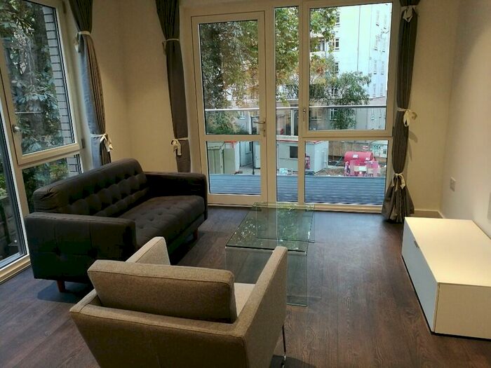 1 Bedroom Flat To Rent In Devan Grove, London, N4