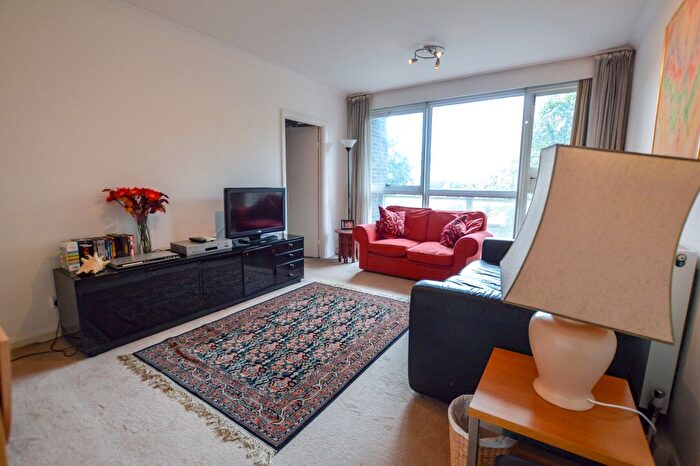 1 Bedroom Flat To Rent In Lords View, St. Johns Wood Road, NW8