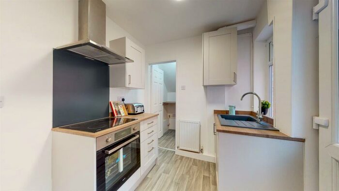 2 Bedroom Flat To Rent In Auburn Place, Morpeth, NE61