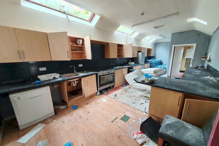 16 Bedroom Detached House For Sale In , Millgate Loan, Arbroath, DD11
