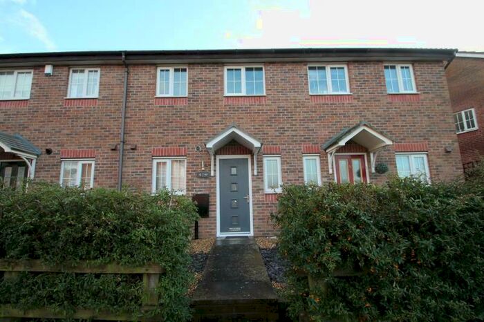 2 Bedroom Terraced House To Rent In Delingpole Walk, Cradley Heath, West Midlands, B64