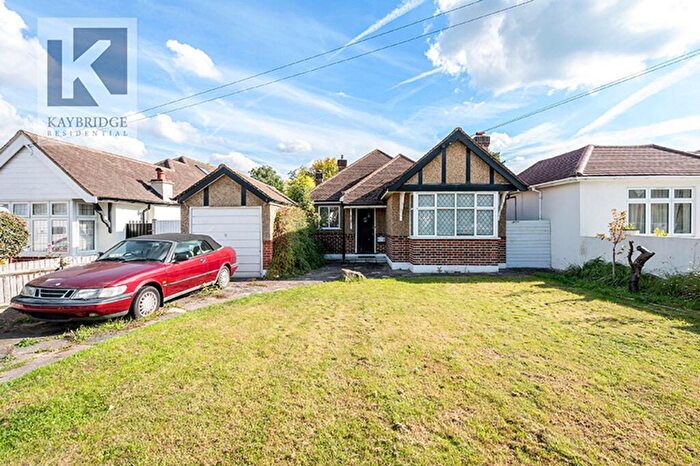 4 Bedroom Detached Bungalow For Sale In The Warren, Worcester Park, KT4
