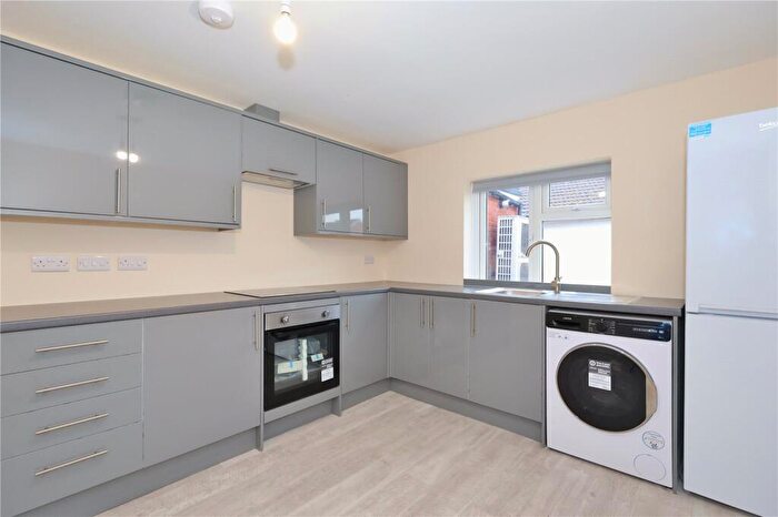 1 Bedroom Apartment To Rent In Walton Road, Woking, Surrey, GU21