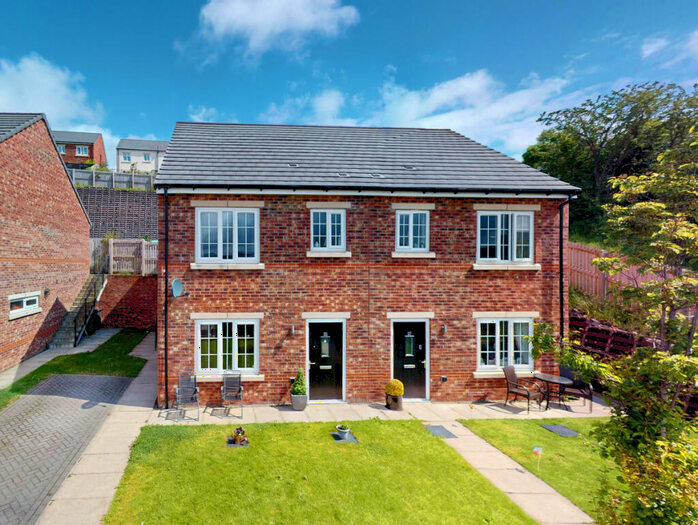 3 Bedroom Semi-Detached House For Sale In Hillridge Drive, Otley, LS21