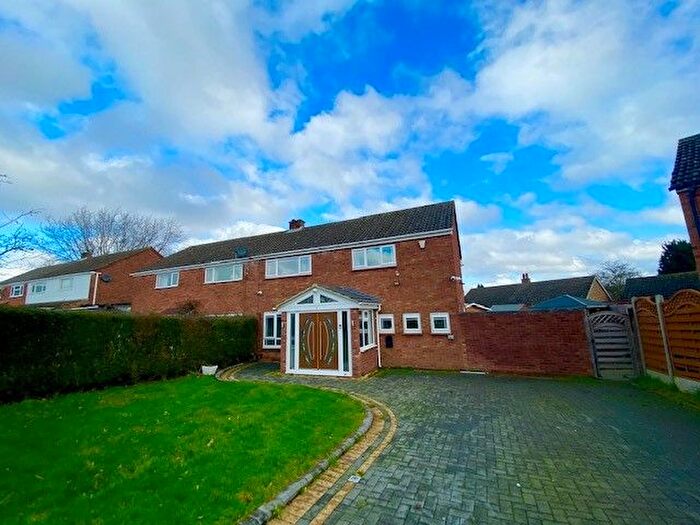 4 Bedroom Detached House To Rent In Angus Drive, Bletchley, Milton Keynes, MK3