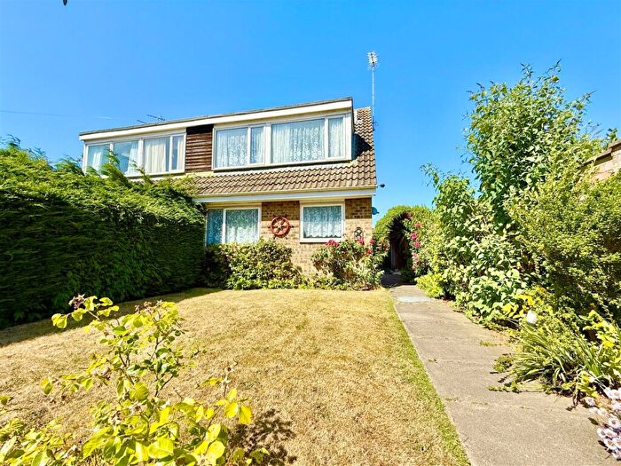 3 Bedroom Semi-Detached House For Sale In Millside, Stalham, NR12