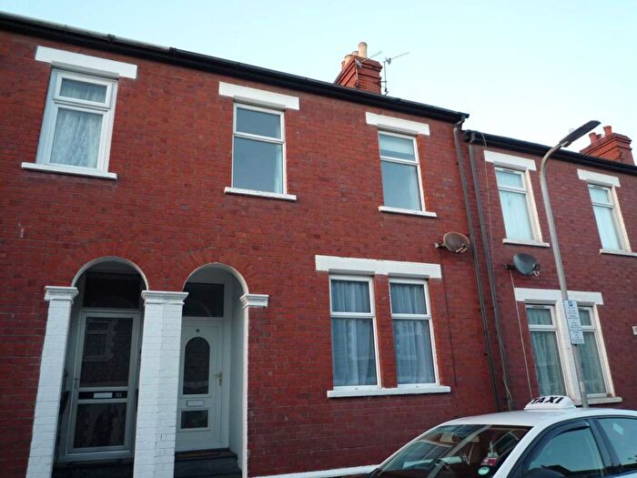 3 Bedroom Terraced House To Rent In Queen Street, Barry, CF62
