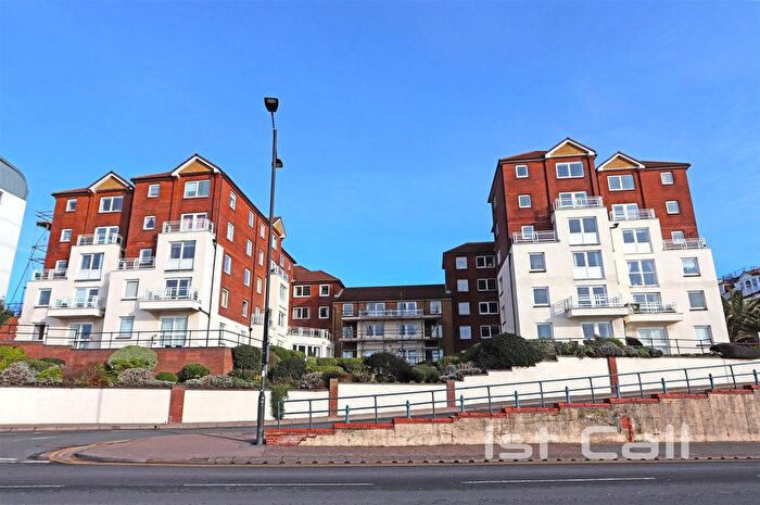 1 Bedroom Flat For Sale In Holland Road, Westcliff-On-Sea, SS0