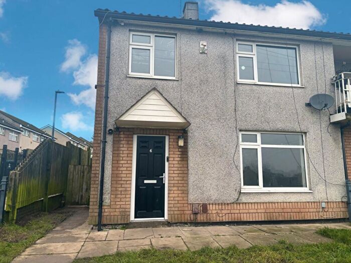 3 Bedroom Terraced House For Sale In Farringdon Square, Holmewood, Bradford, West Yorkshire, BD4