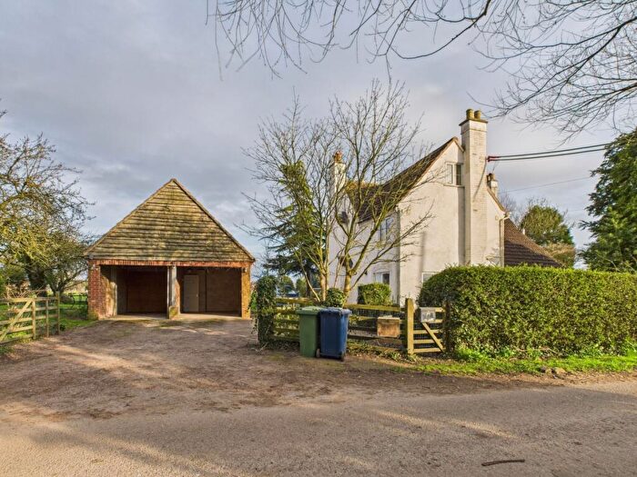 4 Bedroom Cottage For Sale In Sandhurst, Gloucester, GL2