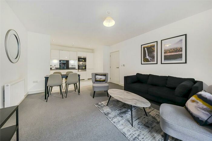 2 Bedroom Flat To Rent In Bellow House, Harrow, HA1