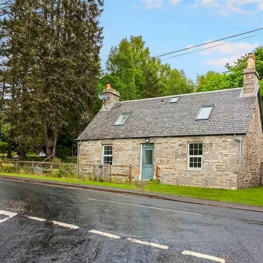 2 Bedroom Detached House For Sale In Calvine, Pitlochry, PH18
