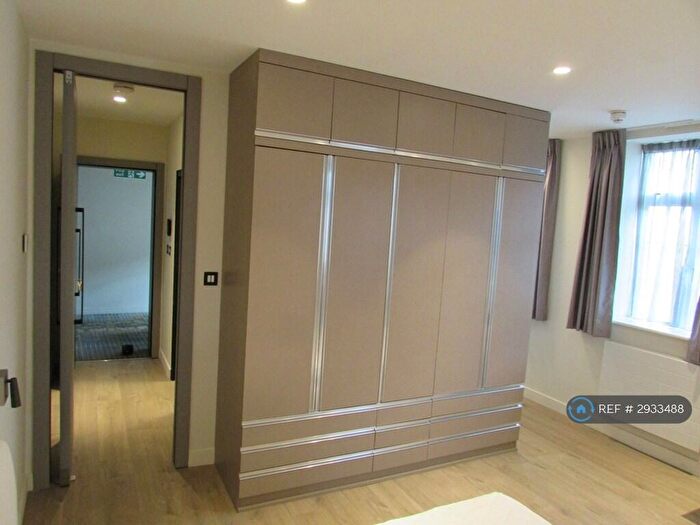 Studio To Rent In Brent Street, London, NW4