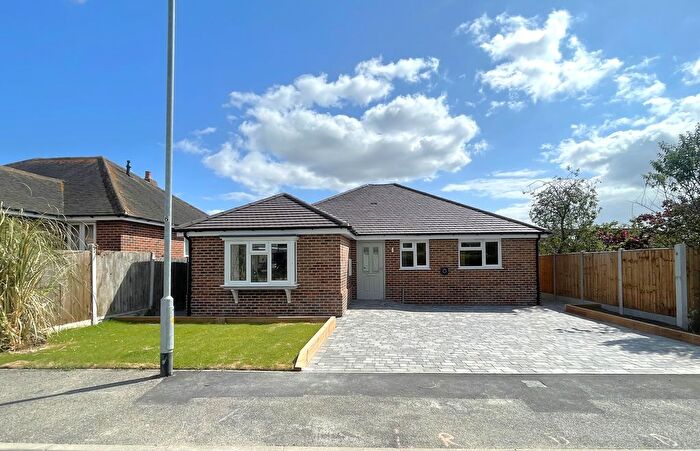 3 Bedroom Detached Bungalow For Sale In Millwrights, Tiptree, Colchester, CO5