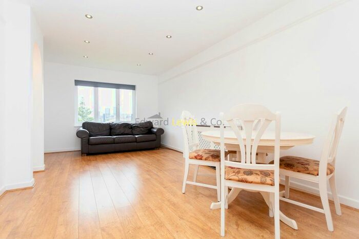 2 Bedroom Flat To Rent In Brymay Close, London, E3