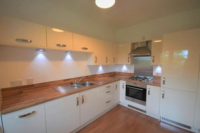 2 Bedroom Flat To Rent In Holm Farm Road, Inverness, IV2