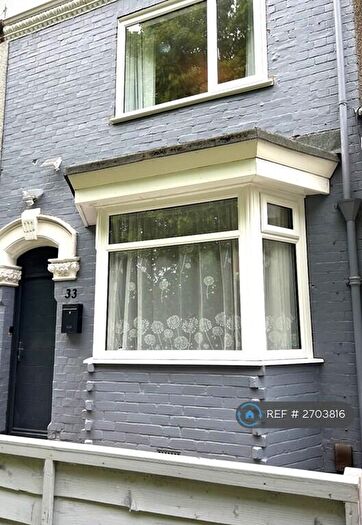 3 Bedroom Terraced House To Rent In Highfield Avenue, Grimsby, DN32