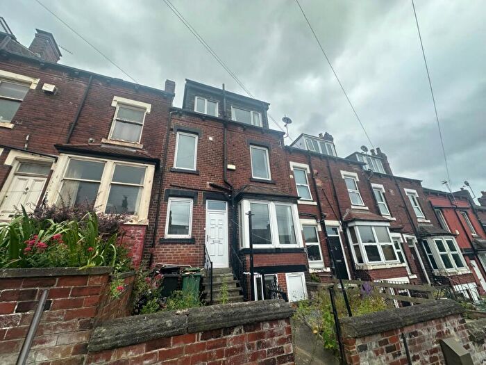 3 Bedroom Terraced House To Rent In Norman Mount, Kirkstall, Leeds, LS5