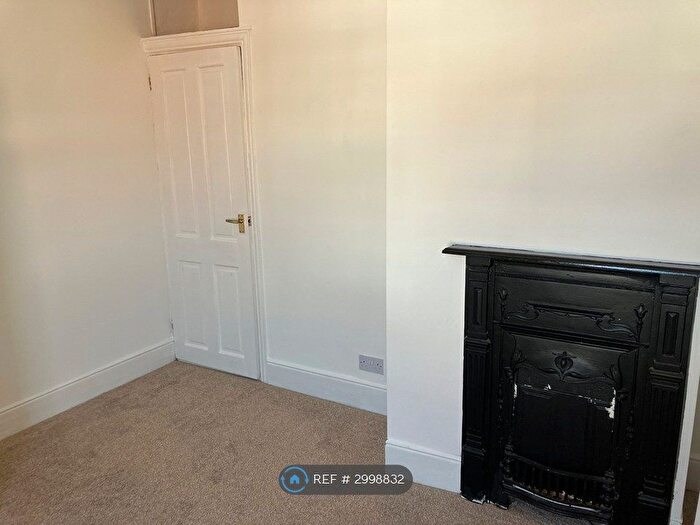 3 Bedroom Terraced House To Rent In Ripley Grove, Portsmouth, PO3